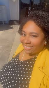 Vikki Hill's Instagram, Twitter & Facebook