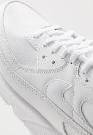 Sie sind die absoluten klassiker des sneakerolymps aus den heiligen hallen nikes. Nike Sportswear Air Max 90 Sneaker Low White Weiss Zalando De