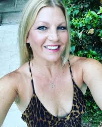 Meredith (@meredithschneider) • Instagram photos and videos