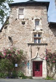 Turenne Correze Maison Du Xiveme French House House Styles Old Houses