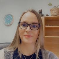 Robin Renfro's Instagram, Twitter & Facebook