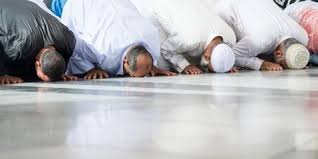 Maybe you would like to learn more about one of these? Bacaan Niat Sholat 5 Waktu Beserta Artinya Hafalkan Dan Pahami Agar Makin Khusyuk Beribadah Kapanlagi Com
