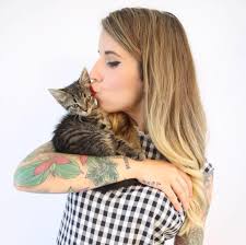 With single kitten syndrome, kittens grow up to be cats with cattitude. they tend to play too roughly and often get returned when they reach adulthood and their behavior isn't so cute anymore. Fostering 101 Kitten Lady