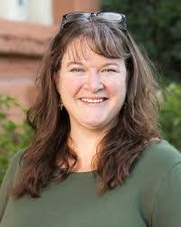 Tracy Wagers's Instagram, Twitter & Facebook