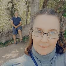 Shannon Kluge's Instagram, Twitter & Facebook