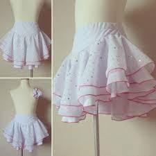 フィギュアスケート練習用スカート手作りです 娘と同じクラブのお友達からの依頼でした fashion skirts ballet skirt