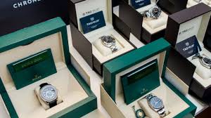 Prices for vintage models from the 1930s and 40s, such as the oyster sport aqua ref. Prices For Hottest Rolex Models Are Falling Fast Says Secondary Market Specialist Watchpro Usa