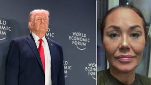 New mural at Winnipeg city hall by Anishinaabe artist meant to signify the  human spirit