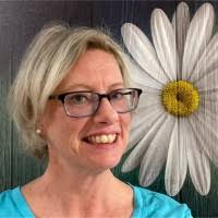 10 "Tina Repp" profiles