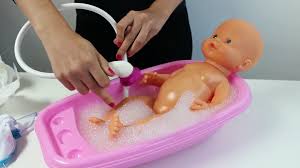 Baby born doll and with musical foaming bath! Baby Doll Bathtime Baby Junior Newborn How To Bath A Baby Doll Twins Baby Dolls Bath Time Video Dailymotion