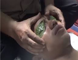 Penggunaan daun sirih untuk pengobatan mata ini memang sudah digunakan secara turun temurun. Tidak Perlu Kacamata Hanya Dengan 2 Helai Daun Sirih Mata Yang Rabun Kembali Normal Ini Caranya My Info Maya