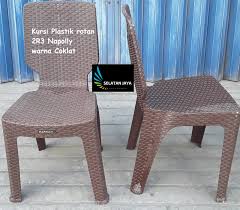 Beberapa pertanyaan yang sering ditanyakan dapat dilihat di tautan ini: Selatan Jaya Distributor Barang Plastik Furnitur Surabaya Indonesia Jual Kursi Plastik Rotan 2r3 Warna Coklat Merk Napolly
