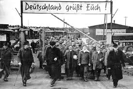 September 1939 begann der zweite weltkrieg, wobei das kampfgeschehen zunächst fast völlig auf den europäischen kontinent beschränkt blieb. Der Zweite Weltkrieg Geo