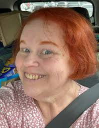 So when it comes to hair I have quite long hair, it goes past my shoulders  maybe down to my vest, I like the look of long hair but I hate HATE