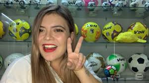 La hija del piojo herrera agrede a periodista. Hija Del Piojo Herrera Desata Polemica Con Comentario Defendiendo A Su Papa El Heraldo De Mexico