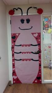 Life in first grade we love this valentine's day door from le. Valentine Door Decorations Ideas To Spread The Seasons Greetings Valentine Day Gifts Events