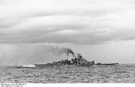 photo] battleship bismarck withdrawing
