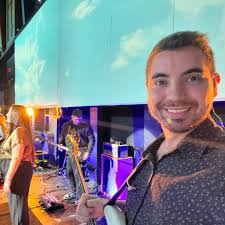 Pablo Escobedo's Instagram, Twitter & Facebook