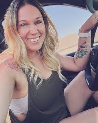 Lee Bargo's Instagram, Twitter & Facebook