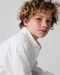 This kid!!🎆 @luluartistscollective @gapfactory @jen_themexipina @denhelge  @angelinaangelina #kidmodel #childmodels #luluartistscollective #movement  #gapfactory #model #modellife #modelshoot #kidmodelling #bayarea #workshop  #authentic #authenicmovement ...