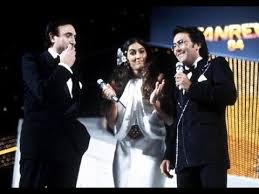 Pippo baudo stava conducendo la quarantacinquesima edizione del festival che. Pippo Baudo Sanremo Story Il Mattatore Si Riprende Il Palco Storie Italiane 08 02 2018 Youtube
