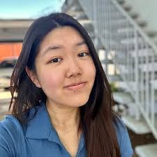 Michelle Mengel's Instagram, Twitter & Facebook