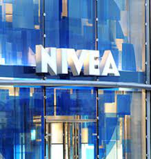 On hamburg's jungfernstieg, the nivea haus. Nivea Haus Wellness Am Jungfernstieg In Der Innenstadt Von Hamburg