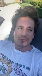 Charlie Puth On Twitter Charlie Puth Charlie Puth Selena Gomez Charlie