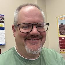 Grace Juhl's Instagram, Twitter & Facebook