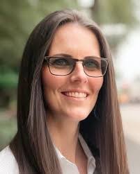 Tammy Breen's Instagram, Twitter & Facebook