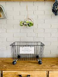 ダイソー10分で完成する工具不要のキャスター付き簡単バスケット 時短diyを楽しもう 手作りインテリア 100円 インテリア 収納 インテリア