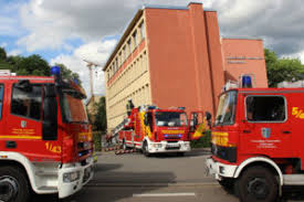 Voelklange) is a town in the district of saarbrücken, in saarland, germany. Brand Im Kaschnitz Gymnasium Feuerwehr Mit 40 Einsatzkraften Vor Ort Volklingen Im Wandel