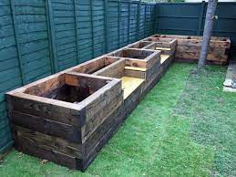 Les Mable S Raised Beds With Bench Seats From New Railway Sleepers Small Backyard Gardens Small Backyard Landscaping Building A Raised Garden