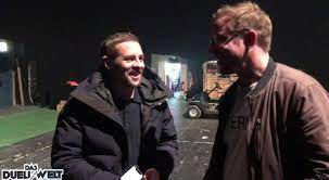 So meldete das blatt am wochenende, das duell um die welt werde eingestellt. Das Duell Um Die Welt Team Joko Gegen Team Klaas Video Follow Frank Tonmann Around Die Das Duell Um Die Welt Studio Tour Prosieben