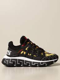 Jetzt versace schuhe entdecken, passende größe wählen & günstig online bestellen! Versace Schuhe Damen Sneakers Versace Damen Schwarz Sneakers Versace Dst539g D15tcg Giglio De