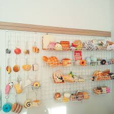 マルチな活躍 100均ワイヤーネットでここまでできる 収納 アイデア 100均 収納 アイデア ワイヤーネット