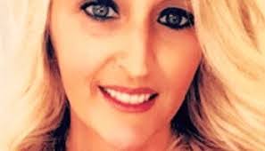 Wendy Monroe's Instagram, Twitter & Facebook