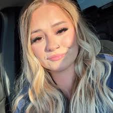 Anyone know where I can get a 29in camwood?