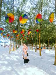 Maybe you would like to learn more about one of these? Pengen Santai Di Pantai Romantis Romance Beach Facebook