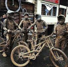 Pin Von Suresnake Auf Downhill Fahrrad Fahren Fahrrad Downhill Bike