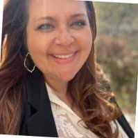 Lindsey Coy's Instagram, Twitter & Facebook