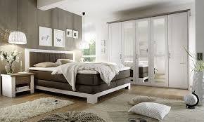 Komplett Schlafzimmer Boxspringbett Nakos Kleiderschrank Luca Pinie Weiss Landhaus Komplettes Schlafzimmer Schone Schlafzimmer Schlafzimmer Set