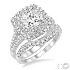 This sterling silver mountain outline bolo bracelet features 1/10 c.t.w. 1 1 3 Ctw Diamond Bridal Set With 1 1 10 Ctw Princess Cut En Coughlin Jewelers St Clair Mi