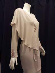 ❤yuk, intip model hiasan dinding kamar buatan sendiri berikut ini. 10 Ide Baju Kurung Moden Manik Terkini Little One Scandles