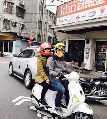いいね 102件 コメント3件 blade rider taiwanさん bladerider taiwan のinstagramアカウント 貼心的好男友 選擇lego vintage ii給女友讓女友騎車不用害怕風吹雨淋 北部的朋友趕緊去kbn鐵 vespa motorcycle moped