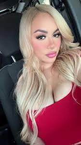 Priscilla Gomez's Instagram, Twitter & Facebook