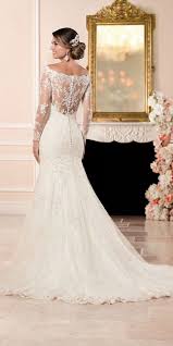 This dress uniquely flares outwards from the knee to create a modern and dramatic line. 35 Fantastic Ideas Of Mermaid Wedding Dresses You Won T Be Able To Resist The Best Wedding Dresses