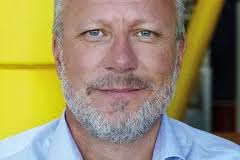 Original and forgery of the energy chain igus®