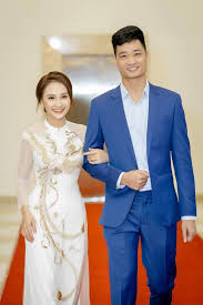 Bộ công an và công an các địa phương trong cả nước đã chủ động đấu tranh, ngăn chặn, vạch trần, làm thất bại âm mưu, thủ đoạn của các thế khoảng 10h53 sáng nay, 26/5, công an phường khương thượng (đống đa, hà nội) nhận được tin báo của quần chúng nhân dân về việc có một người phụ. Ná»¯ Diá»…n Vien Báº£o Thanh Va Hon Nhan HÆ¡n 10 NÄƒm Háº¡nh Phuc Tin Tá»©c Má»›i Nháº¥t 24h Ä'á»c Bao Lao Ä'á»™ng Online Laodong Vn