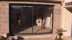 Fvt situé à toulouse, intervient sur les communes de balma, blagnac ou encore colomiers pour la fourniture et la pose de baie vitrée en rénovation. Comment Poser Une Baie Vitree How To Put A Bay Window Youtube